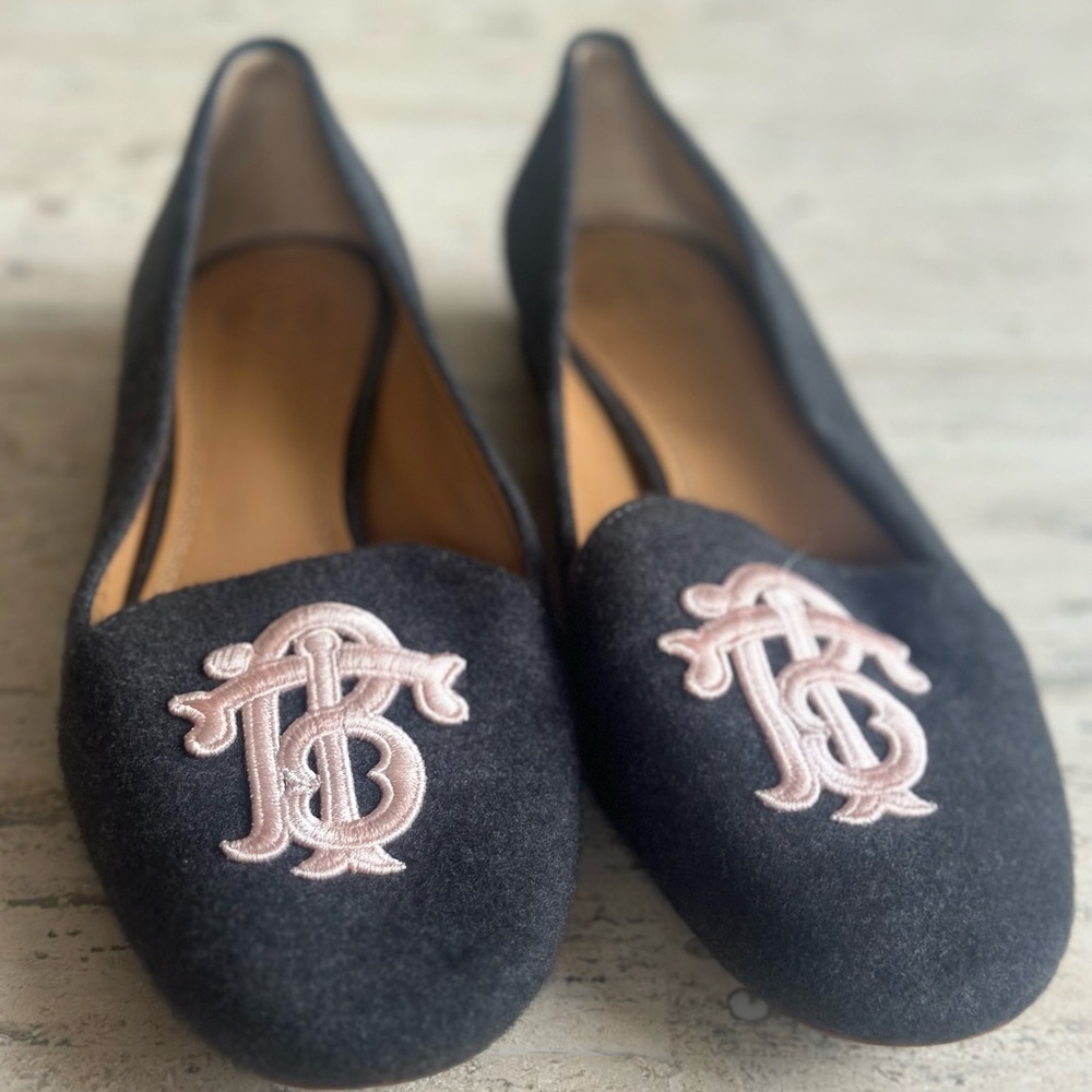 Tory Burch size 8 Antonia loafer.